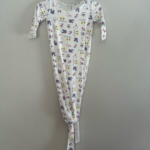 NEW handmade 0/6m white princess knot gown